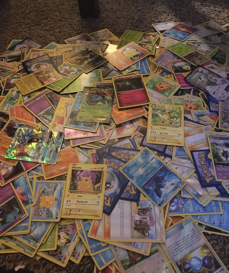 1,000 +/- Pokemon TCG Bulk + one Pokemon 10 Graded Card